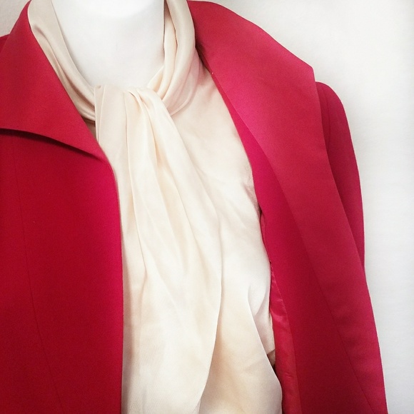 Christian Dior Red Wool Silk Lapel Blazer and Skirt Business Power Suit - Picture 9 of 10